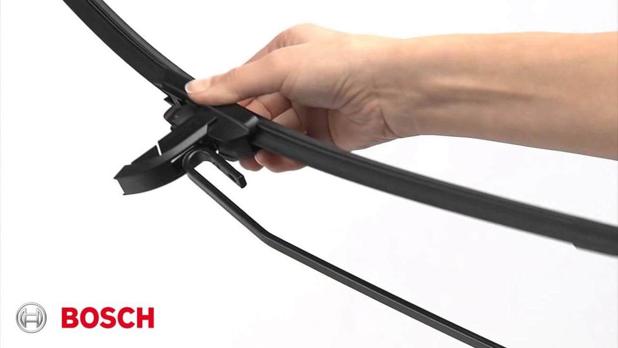 Dacia Logan 2013-2015 Bosch Aerotwin Replacement Front Screen Retro Fit Windscreen Wiper Blades + Wurth Screen Wash